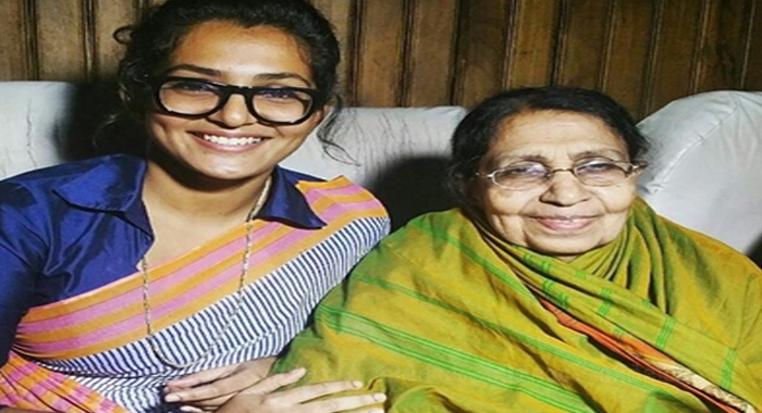 parvathy-reply-against-the-vulgar-comment-in-her-instagram-account