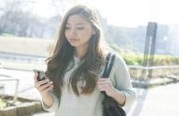 did-you-know-texting-while-walking-can-make-you-deaf