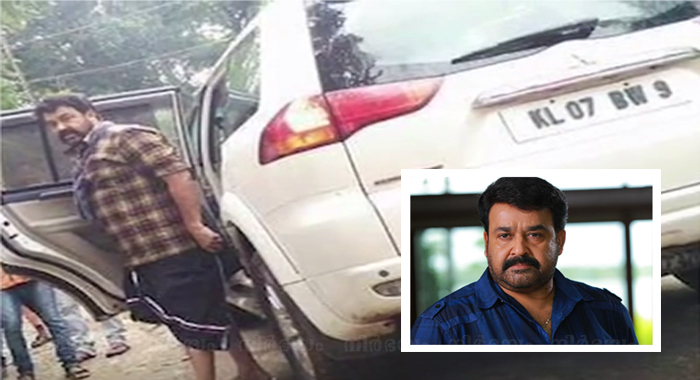 mohanlal-meets-with-an-accident-on-the-way-to-pulimurugan-location-unhurt