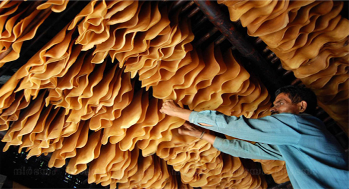 govt-restricts-duty-free-imports-of-natural-rubber