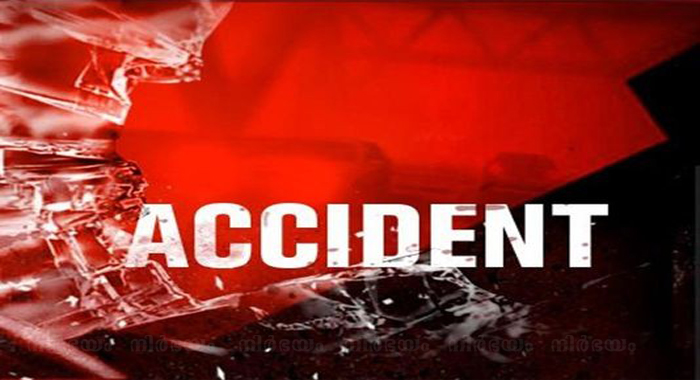 two-die-15-injured-as-lorry-rams-into-ksrtc-bus-in-malappuram