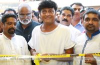 bobby-chemmannur-international-groups-margin-free-mini-jewellers-showroom