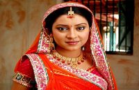 tv-actor-pratyusha-banerjee-of-balika-vadhu-fame-commits-suicide