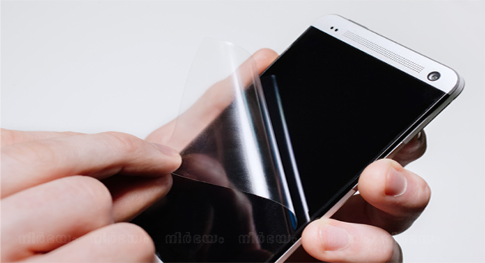 how-to-remove-scratches-from-your-smartphones-screen