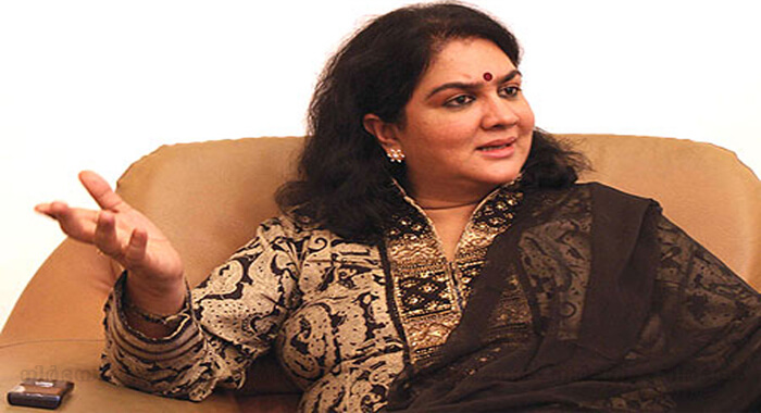 actress-urvashi-says-about-his-daughter