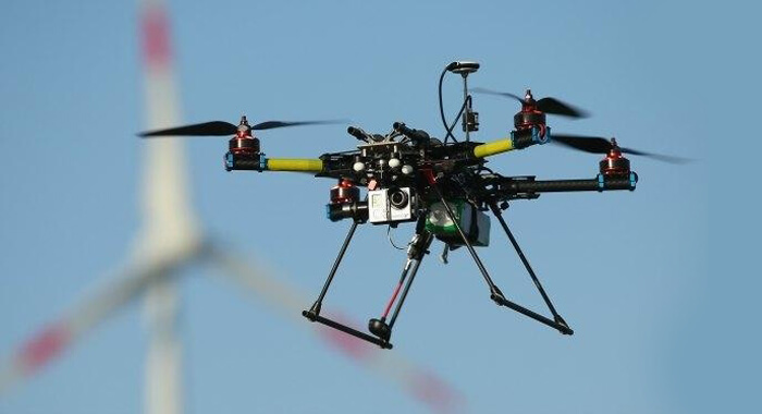 indigo-flight-commander-spots-drone-near-mumbai-airport