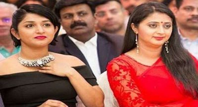 shocking-makeover-of-meera-jasmine