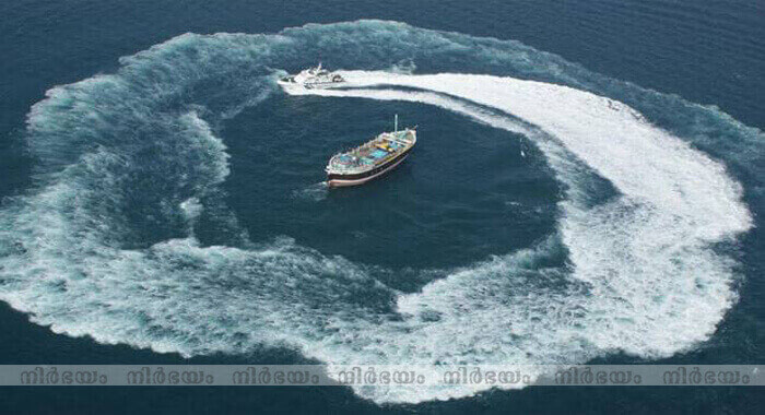 two-suspicious-boats-on-way-to-india-from-karachi