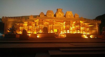 karnataka-billionaire-builds-model-palace-for-daughters-500-crore-wedding