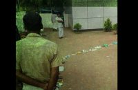keralites-have-found-an-ingenious-way-to-deal-with-standing-in-bank-queues-after-demonetisation