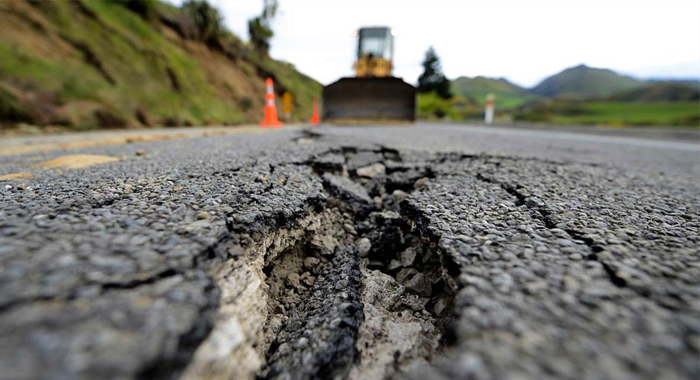 new-zealand-at-least-2-dead-in-powerful-earthquakes