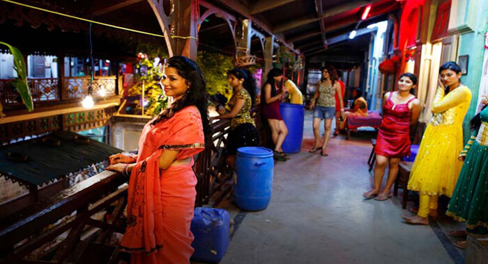 top-10-red-light-area-india-748_wqe-1