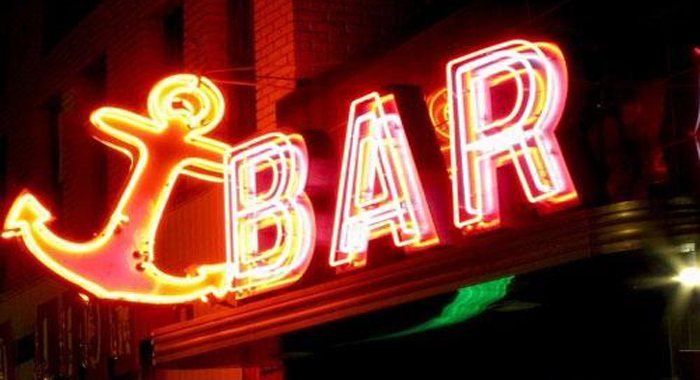 ban-sale-of-liquor-on-all-national-state-highways-from-1-april