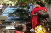 kavya-madhavans-mother-in-law-telephone-conversation-2