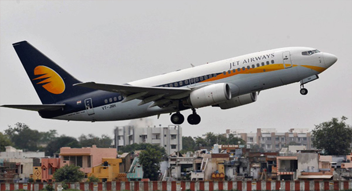 jet-airways-plane-with-161-on-board-veers-off-runway-at-goa-airport