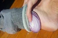 put-onions-in-your-socks-before-going-to-bed