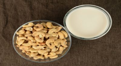 cashew-nut-milk
