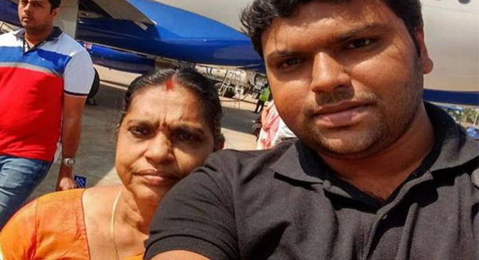 prasanth-surprise-to-his-mother
