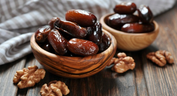 dates-benefits-improving-bone-health