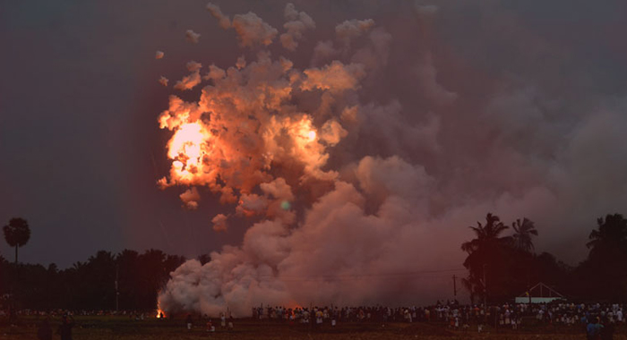 fireworks-amount-using-for-marriage-good-example-by-temple