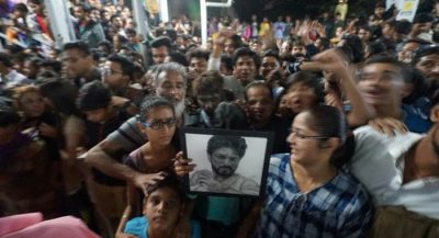 shah-rukh-khan-raees-promotion-vadodara-railway-platform-fan-dead-injured1