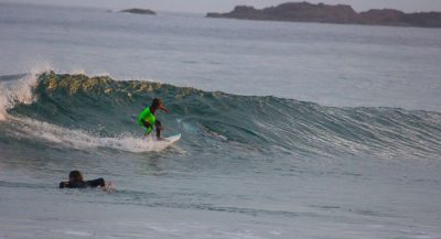 shark-photo-young-surfer-big-australia-port-stephens-boy-father-great-white1