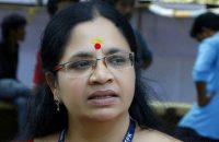 bhagyalakshmi-aganist-films-stars-visiting-dileep-jail