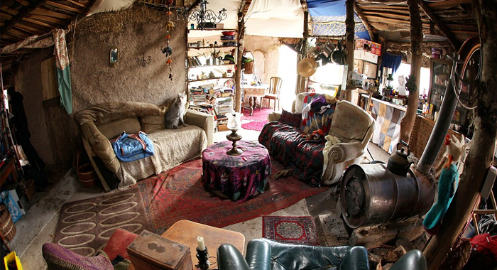 couple-allergic-modern-life-evicted-mud-hut2
