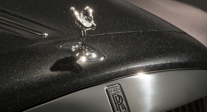 casually-get-your-rolls-royce-lacquered-with-1000-real-diamonds2