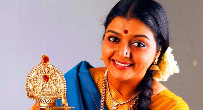 actress-bhanupriya-about-glamour-roles