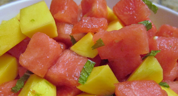 watermelon-and-mango-are-best-to-eat-in-summer