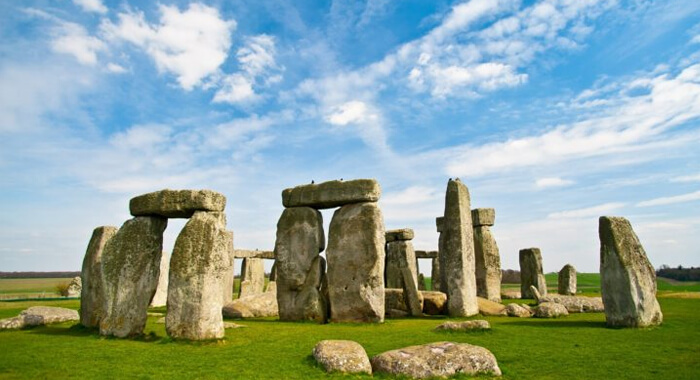 stonehenge-not-a-wonder-of-the-world
