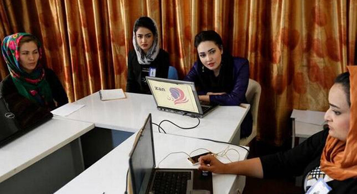 all-women-tv-channel-afghanistan-zan-media-taliban-life