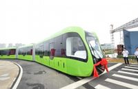 china-unveils-track-train-runs-virtual-rails