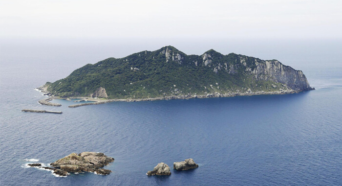 no-visitors-allowed-on-japans-men-only-unesco-island