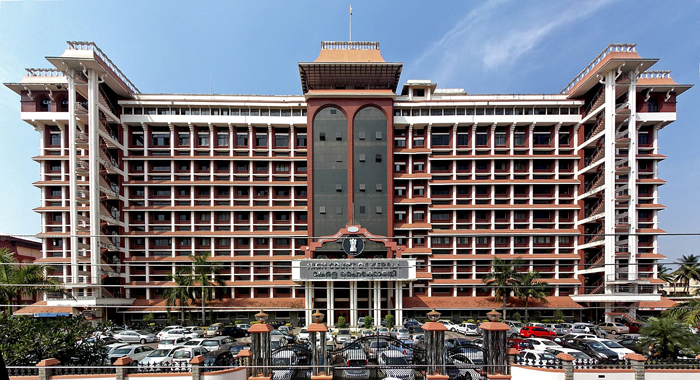 high-court-order-on-kannur-girl-issue