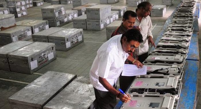 lok-sabha-elections-to-be-advanced-to-sync-with-state-polls-next-year