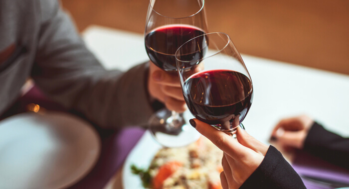 benefits-of-red-wine-brain-health