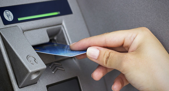 granddaughters-cheat-grandmother