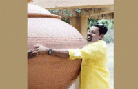 kerala-man-spend-12-lacks-for-a-pot