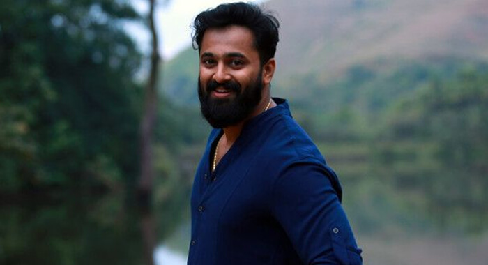 unni-mukundan-complaint-against-a-lady