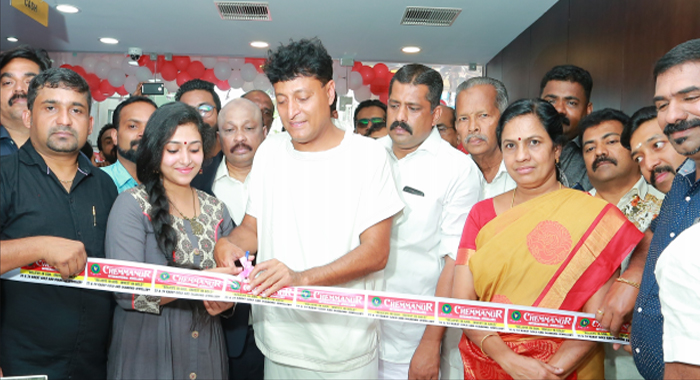grand-opening-of-chemmanur-international-jewellers-44th-showroom-at-perumbavoor