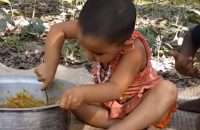 fish-curry-cooking-by-a-3-year-old-kid