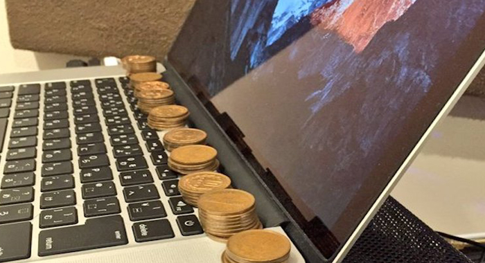 stop-your-computer-from-overheating-by-stacking-copper-coins-on-it-2