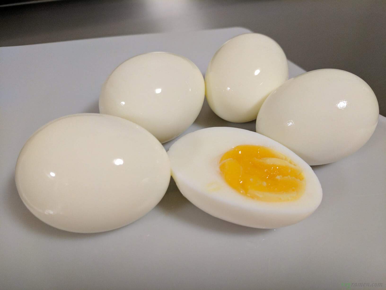 how-eating-at-night-eggs-helps-to-reduce-belly-fat-and-weight