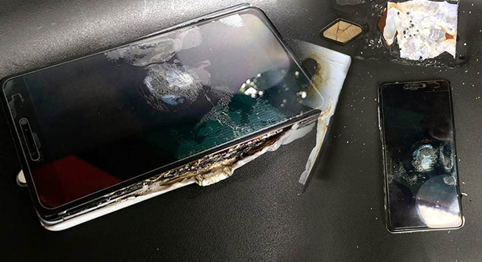 smart-phone-burst-in-kayamkulam