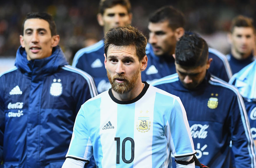 kerala-argentina-fans-win-in-vamos-messi-competition