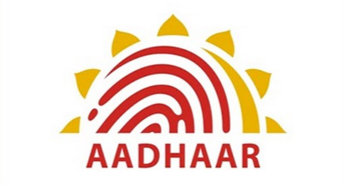 can-aadhaar-be-made-compulsory-supreme-court-verdict-today