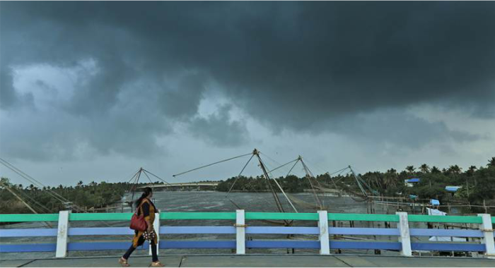 rain-in-kerala-predicts-rain-for-two-days-yellow-alert-issued