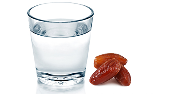 health-benefits-dates-water